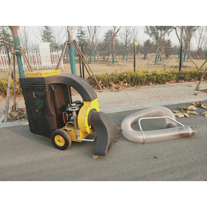 Samozasilany, silnikowy rozdra – Outdoor Power Vacuum recenzja i cena