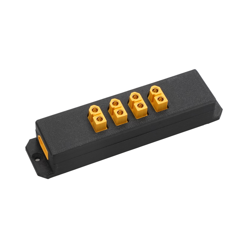 1 SZT. 4-kanałowy rozdzielacz  – Outdoor Power Board recenzja i cena
